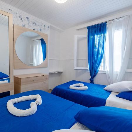 Apartamento Blue House Dafnila Exterior foto